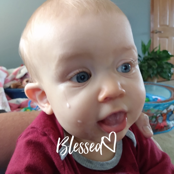 Poshmark profile picture for @messenger